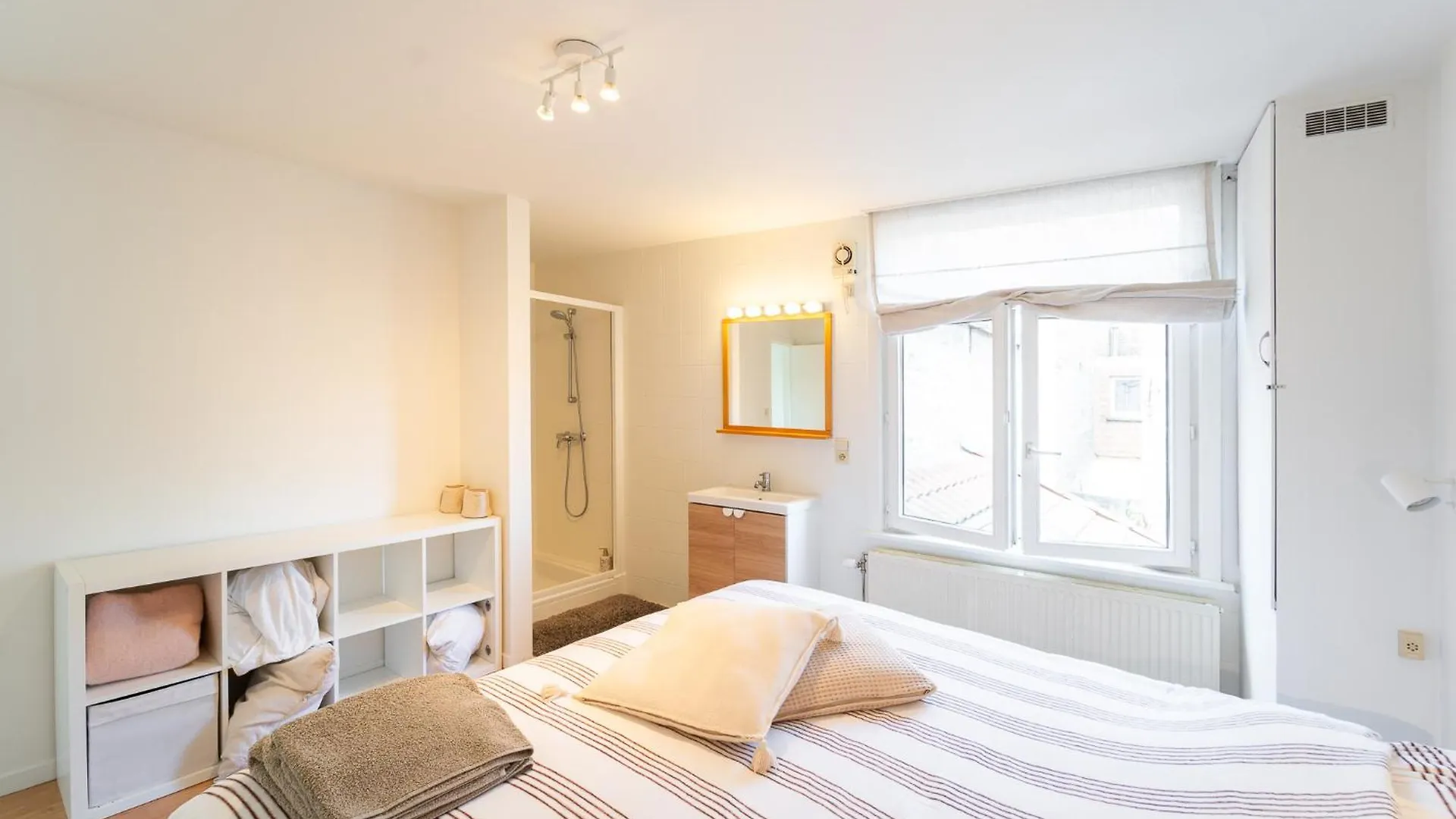Holiday home Charmante Rijwoning Villa Bruges